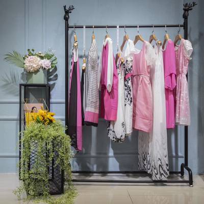 中國服裝批發(fā)市場概覽 價(jià)格、廠家與供應(yīng)商分析