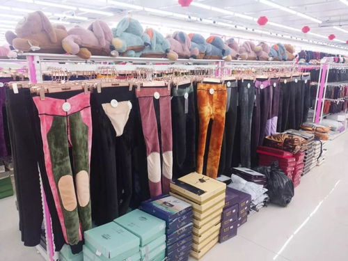 玉門火狐貍服裝批發(fā)城24號試營業(yè) 折扣巨獻(xiàn)，批發(fā)價(jià)格再創(chuàng)新低