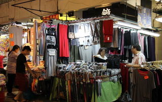 服裝批發(fā)市場中，為何牛仔男裝比女裝更暢銷？